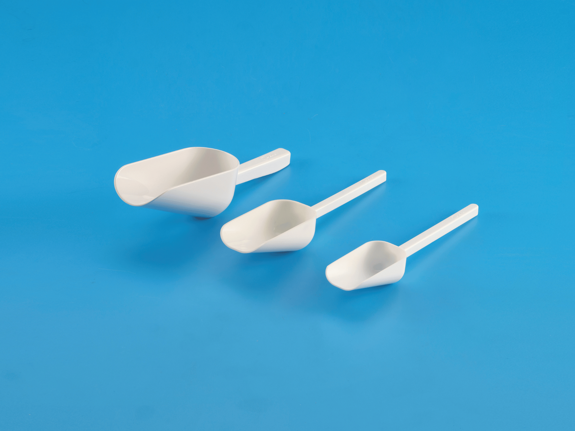Long Handle Sampling Scoop